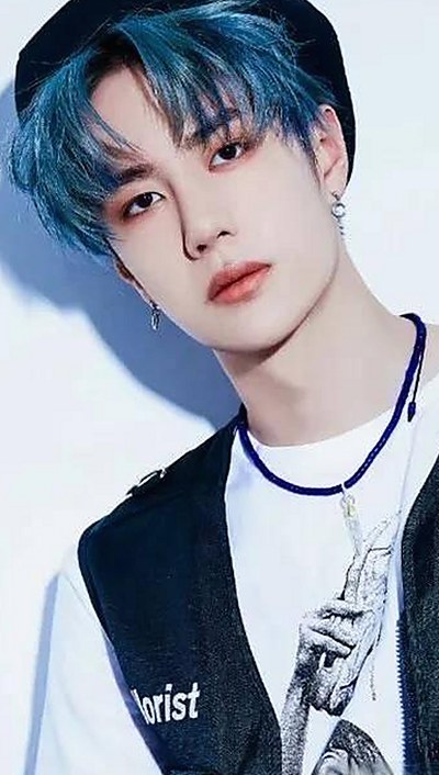 娱乐圈动态一览:吃瓜热点与明星幕后揭秘